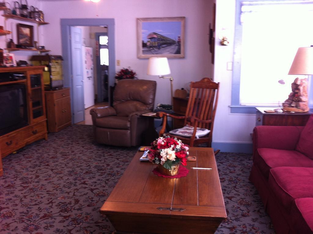 Pullman House Inn Portola Buitenkant foto